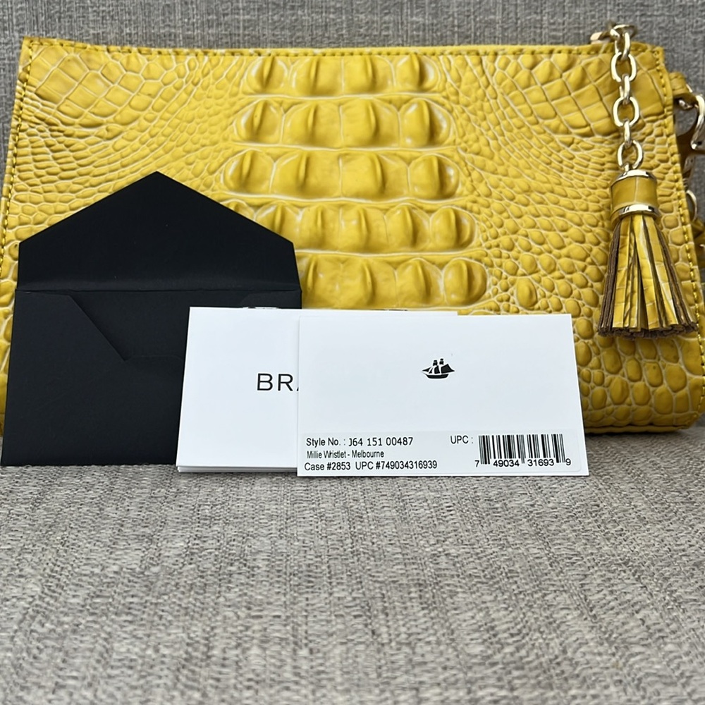 BRAHMIN | MILLIE WRISTLET - Picture 9 of 9